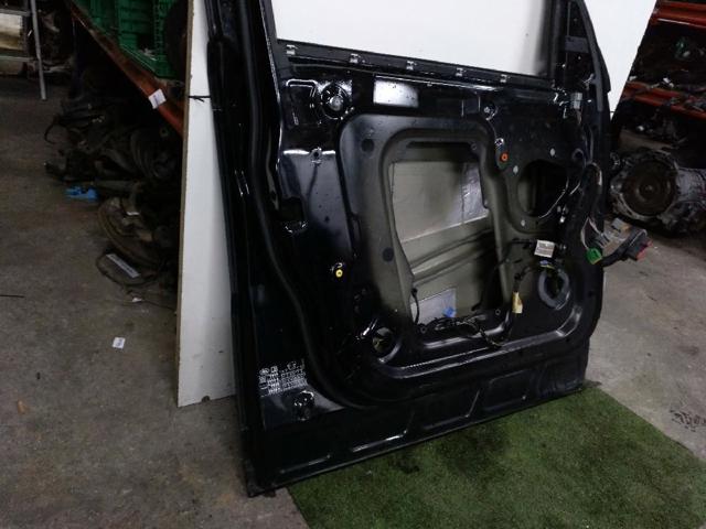 Porta dianteira esquerda BDA790090 LAND ROVER