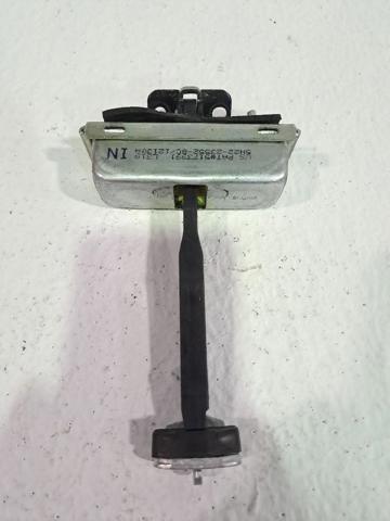 LAND ROVER BDH780070 Ограничитель двери в наличии Каменское