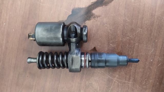 BEBE2A00001 LAND ROVER Топливные форсунки купить в Павлоград