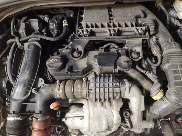 PEUGEOT BH02 Двигатель в наличии Киев
