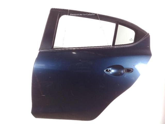 Porta traseira esquerda BHY07302XF Mazda