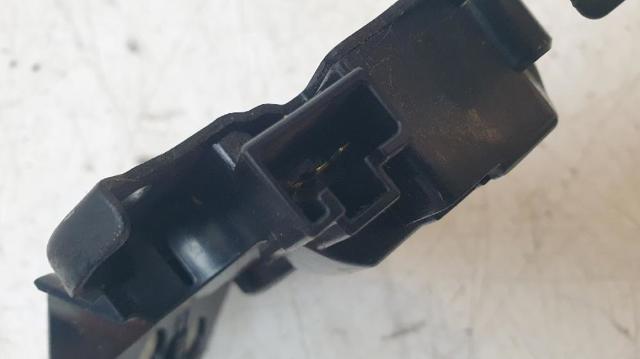 Fecho de tampa de porta-malas (de 3ª/5ª porta traseira) Mazda 3 BM, BN