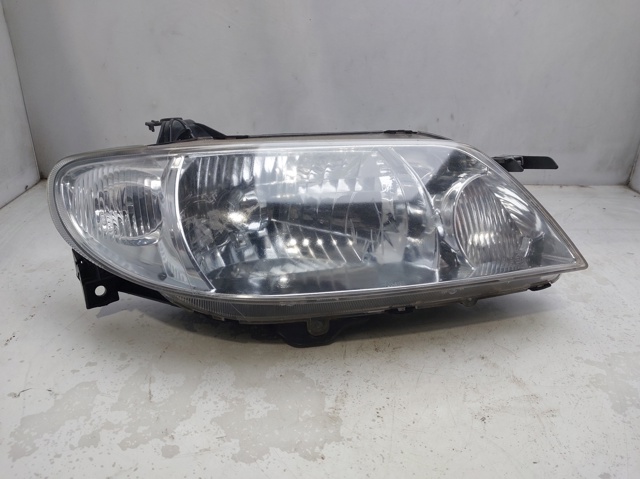 Luz direita BJ1V51030B Mazda