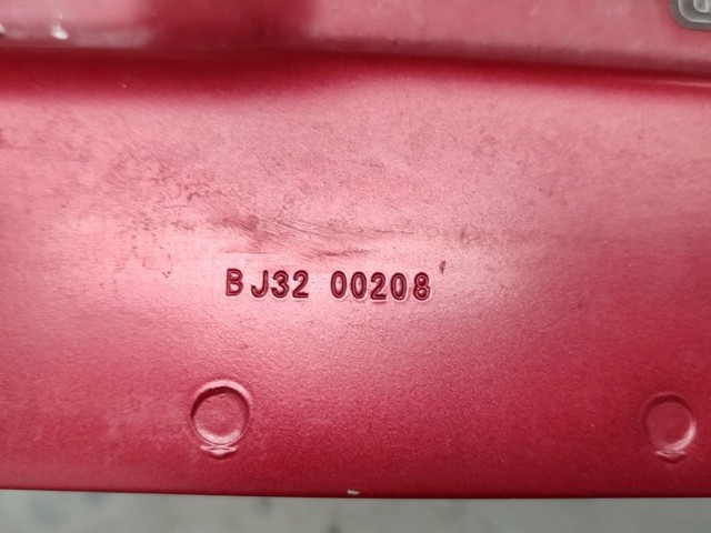 LAND ROVER BJ3200208 в наличии Киев