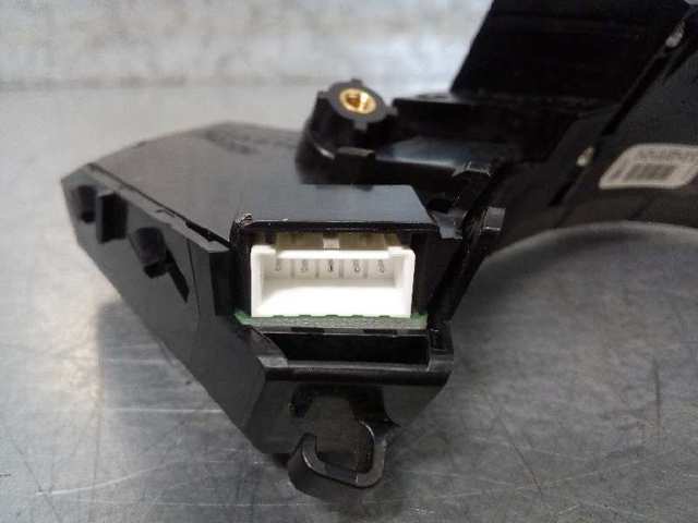 LAND ROVER BJ3213D767CC в наличии Ирпень