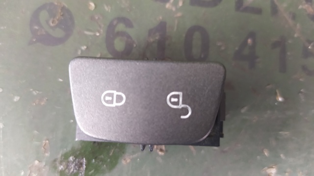 LAND ROVER BJ3214017BB в наличии Хмельницкий