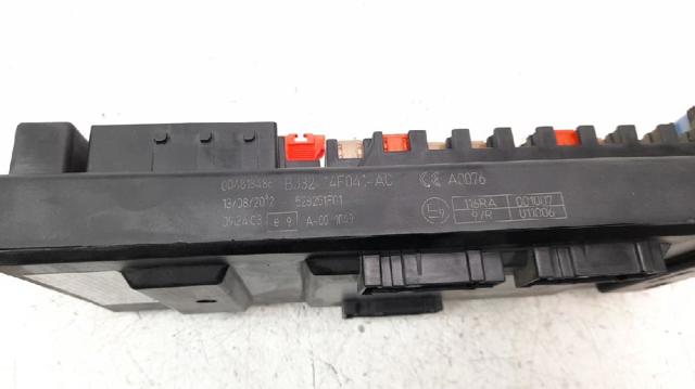 LAND ROVER BJ3214F041AC в наличии Ирпень
