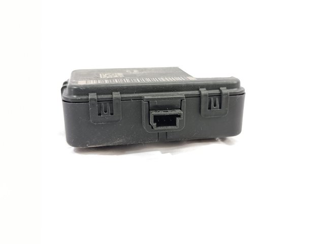 LAND ROVER BJ3215K602BA в наличии Житомир