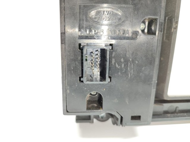 BJ3218C858DC LAND ROVER купить в Запорожье