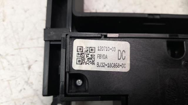 LAND ROVER BJ3218C858DC в наличии Ужгород