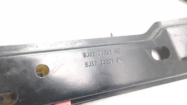 LAND ROVER BJ3223201AE в наличии Харьков