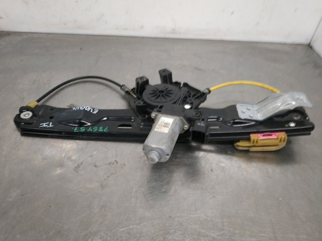LAND ROVER BJ3227001AD в наличии Ужгород