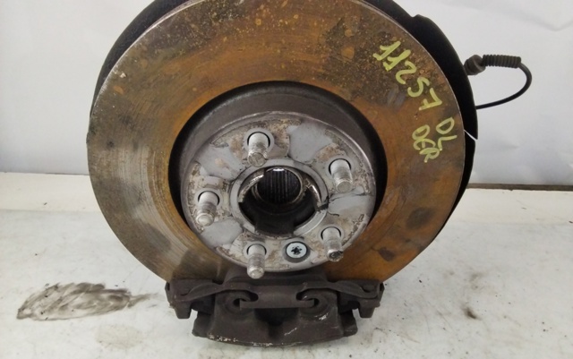 LAND ROVER BJ323K185AF в наличии Киев