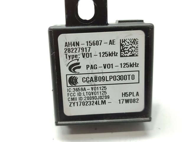 LAND ROVER BJ323K772AD в наличии Кривой Рог