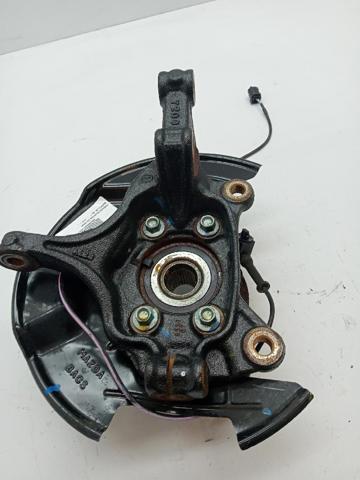 MAZDA BJS733031 Цапфа (поворотный кулак) передний левый в наличии Львов