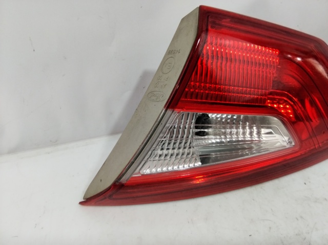 FORD BM5113A602AD Фонарь задний правый внутренний в наличии Винница