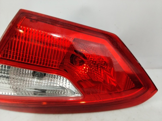 BM5113A602AD FORD Фонарь задний правый внутренний купить в Львов