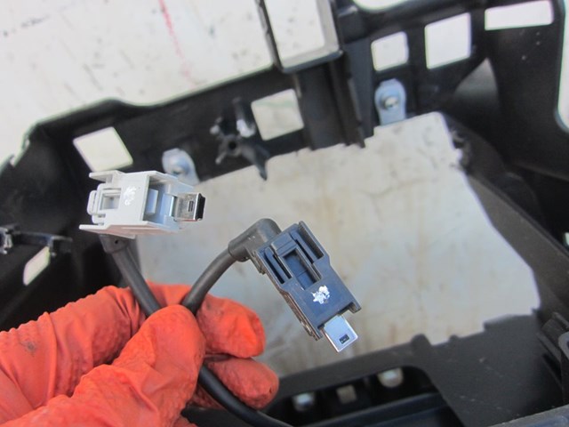 FORD BM51A018W18AC в наличии Запорожье