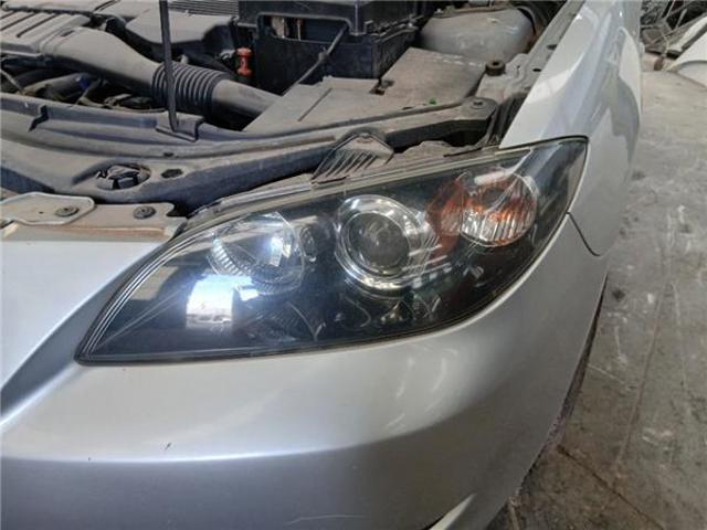 MAZDA BN8V510L0C Левая фара в наличии Украина