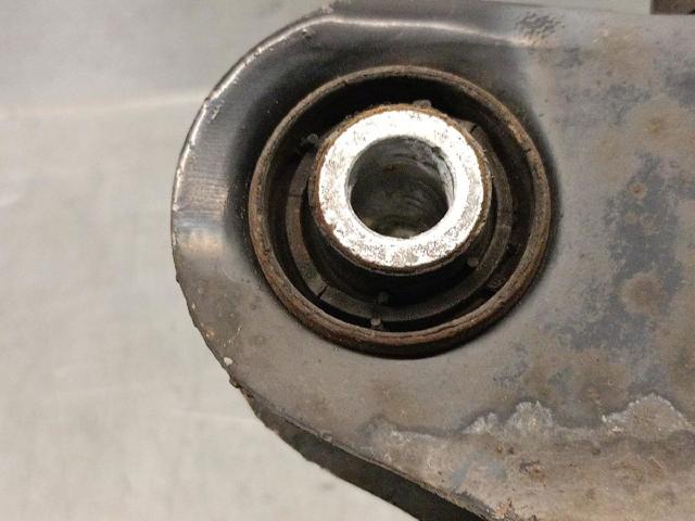 MAZDA BP4K28300E Рычаг задней подвески нижний левый/правый в наличии Киев