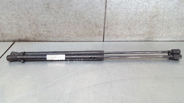 BP4K62620F Амортизатор багажника купить Житомир