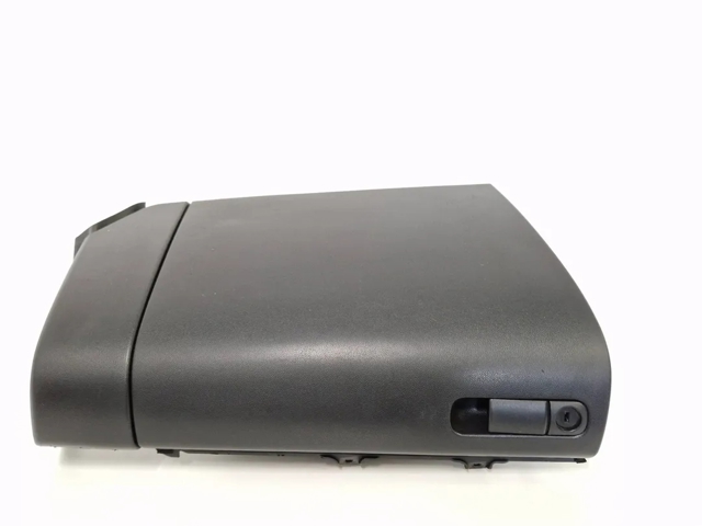 BP4K64030G02 MAZDA Ящик перчаточный (бардачок) купить в Черкассы