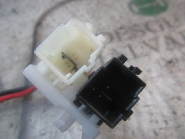 Resistor (resistência) de ventilador de forno (de aquecedor de salão) BP4M61B15 Mazda