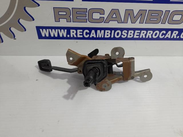 MAZDA BP8G43300A Педаль тормоза в наличии Чернигов