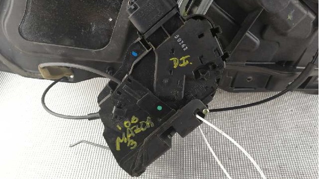 BR5S59310A MAZDA Замок двери передней левой купить в Киев