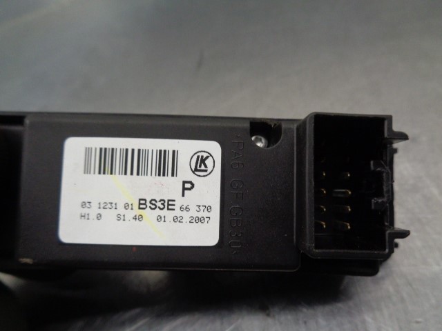 MAZDA BS3E66370 Кнопка стеклоподъемника передняя в наличии Павлоград