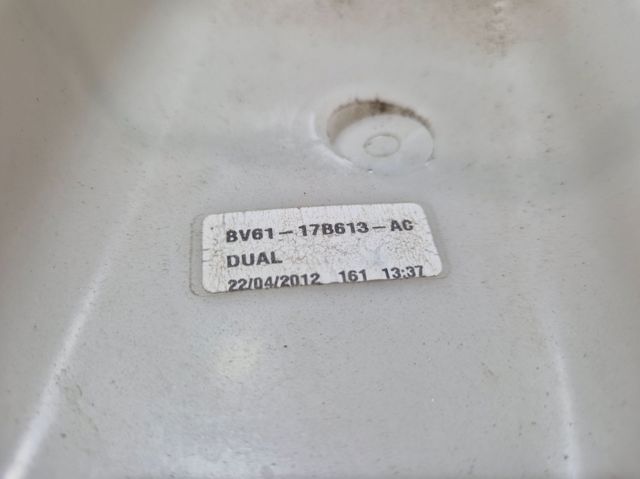 BV6117B613AC Бачок омывателя купить Николаев