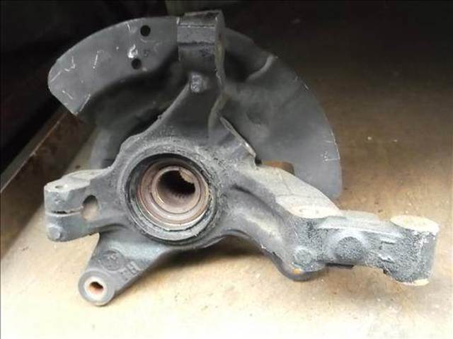 C10033031B MAZDA Цапфа (поворотный кулак) передний левый купить в Черновцы