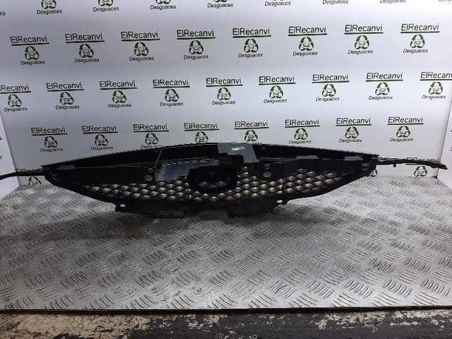 MAZDA C10050712 Решетка радиатора в наличии Сумы