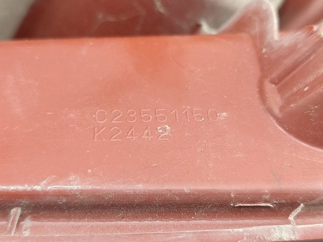 MAZDA C23551150 Фонарь задний правый в наличии Ровно