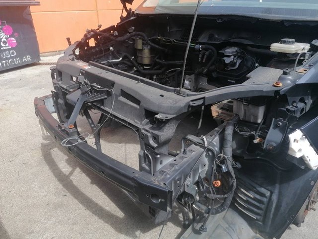 Suporte do radiador montado (painel de montagem de fixação das luzes) C23553110E Mazda