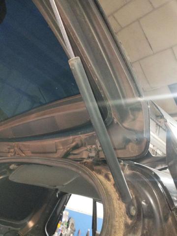 C23562620C MAZDA Амортизатор багажника купить в Николаев
