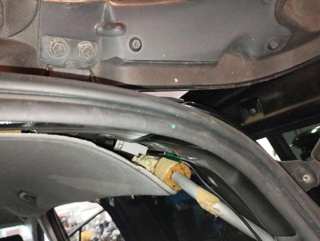 MAZDA C23562761 Уплотнитель багажника (двери 3/5-й задней) в наличии Харьков