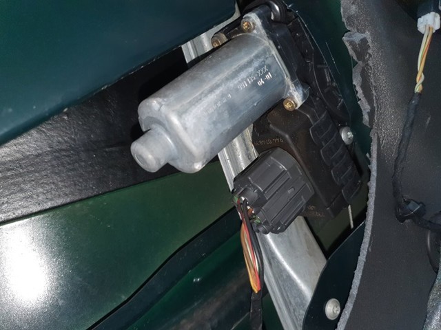 C2S44895 JAGUAR Механизм стеклоподъемника двери задней левой купить в Чернигов