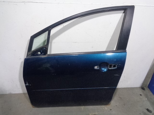 Porta dianteira esquerda C2Y55902XC Mazda