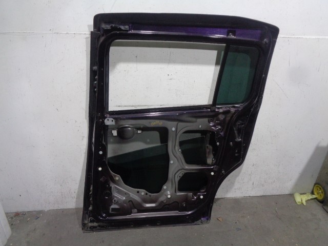C2Y57202XG MAZDA Дверь задняя правая купить в Ровно