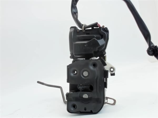 MAZDA CB0758310B Замок передней правой двери в наличии Чернигов