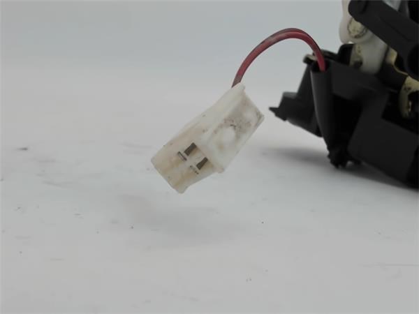MAZDA CB0759310B Замок водительской двери в наличии Ирпень