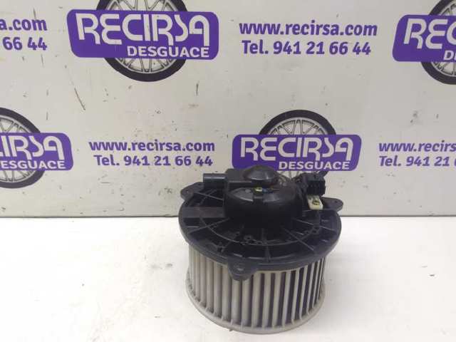 CB0761B10A MAZDA Мотор вентилятора печки (отопителя салона) купить в Ирпень