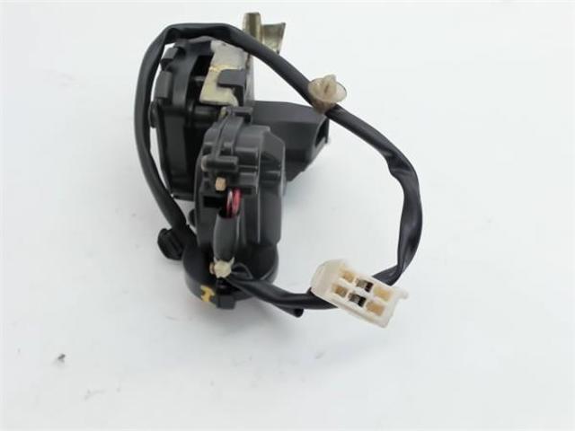 CB0772310D MAZDA Замок двери задней правой купить в Тернополь