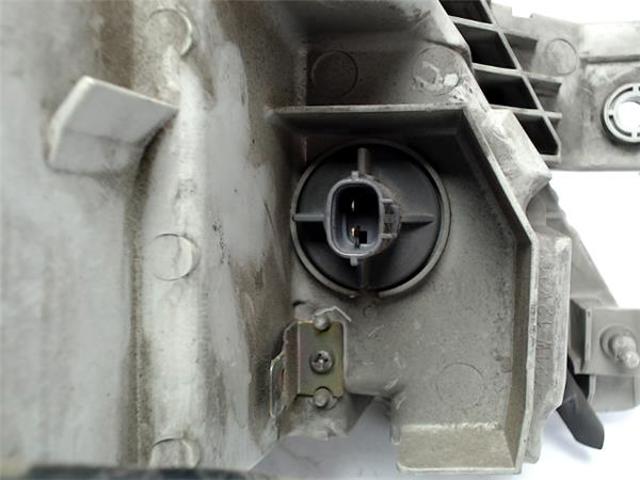 MAZDA CB08510L0D Левая фара в наличии Сумы