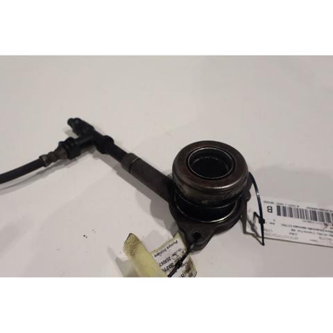 CC117C560DC FORD Тройник трубки сцепления купить в Украина