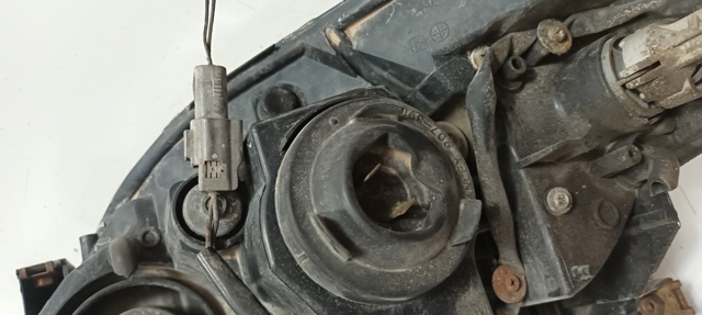 CC2951031D MAZDA Правая фара купить в Николаев