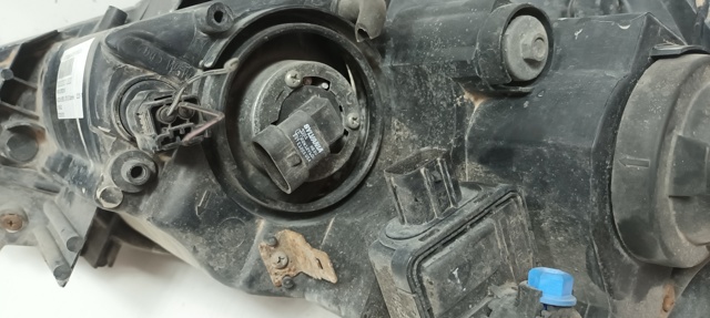 CC2951031D MAZDA Фара правая купить в Харьков