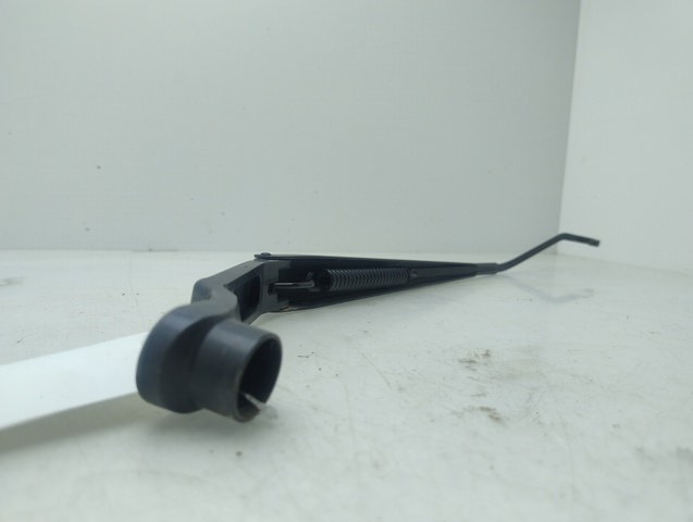 CC2967321A MAZDA Поводок стеклоочистителя купить в Ровно