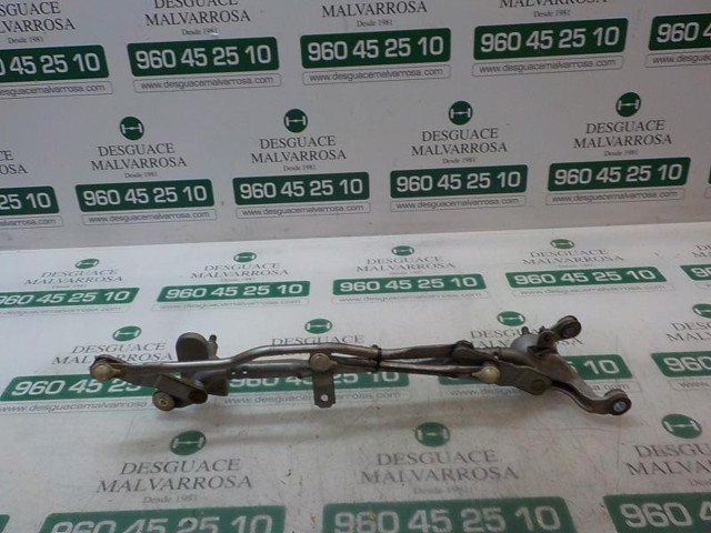 MAZDA CC2967360A Трапеция стеклоочистителя в наличии Ровно